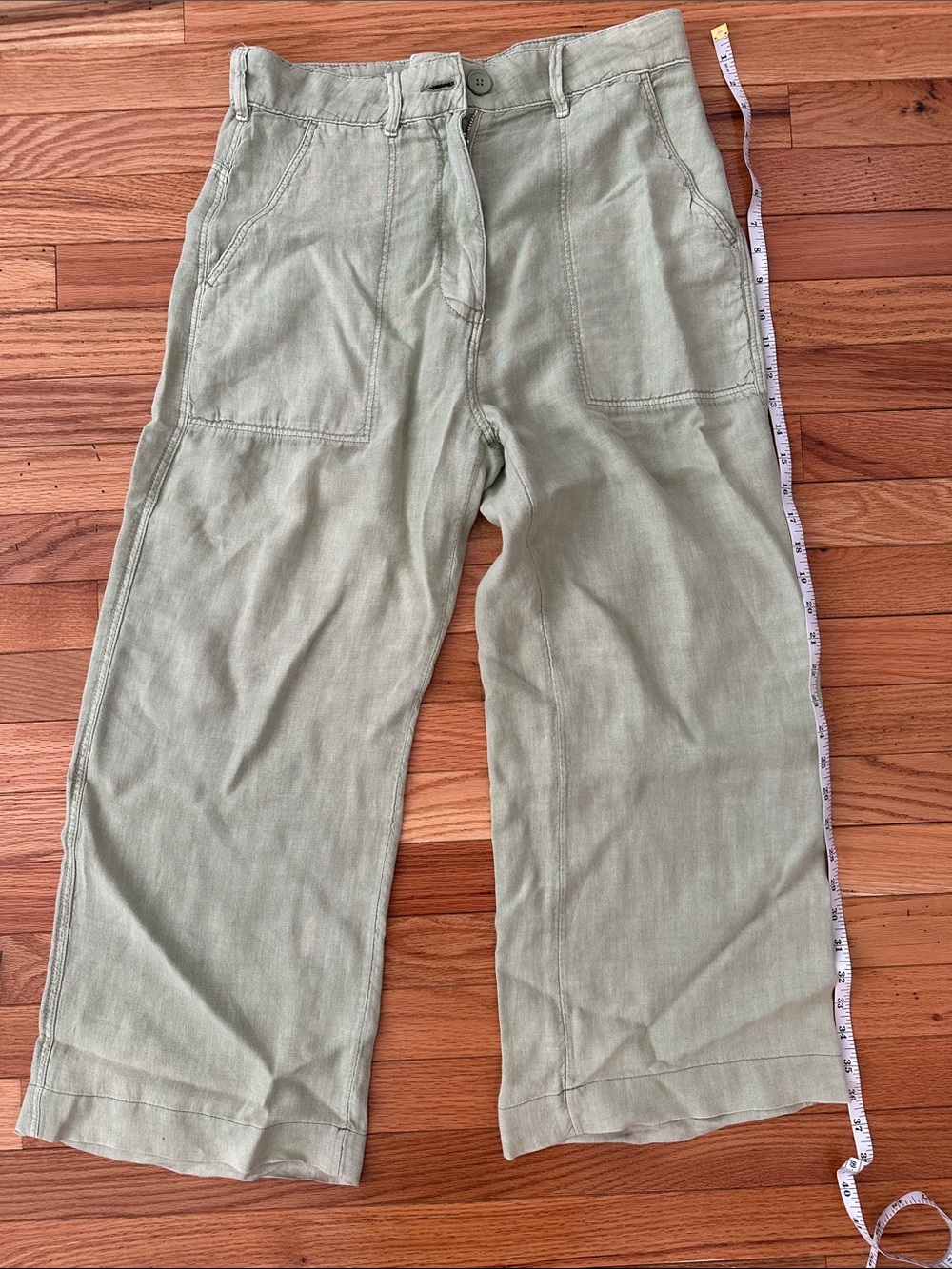 Zara Women's Light Olive Green Wide-Leg Cargo Pants